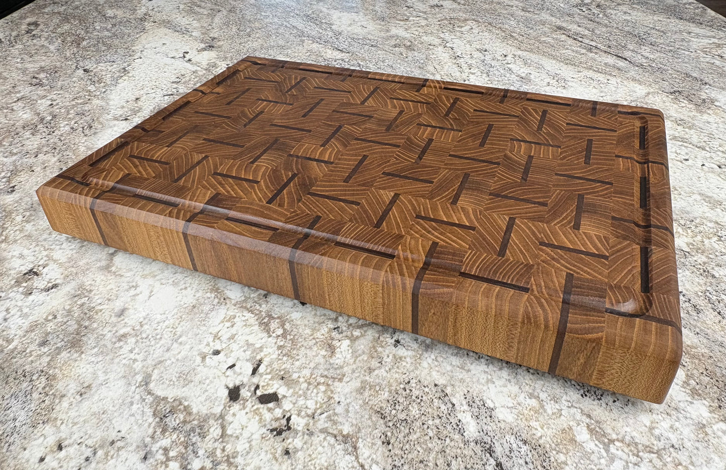 RED ELM WITH ALTERNATING WALNUT STRIPS END GRAIN CUTTING BOARD