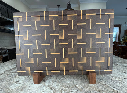WALNUT WITH ALTERNATING MAPLE STRIPS END GRAIN CUTTING BOARD