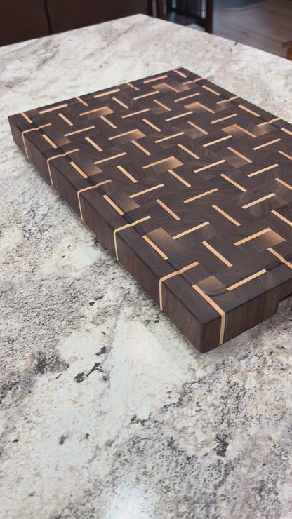 WALNUT WITH ALTERNATING MAPLE STRIPS END GRAIN CUTTING BOARD